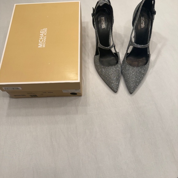Michael Kors “Ava” Pump - Size 10 - Picture 3 of 13